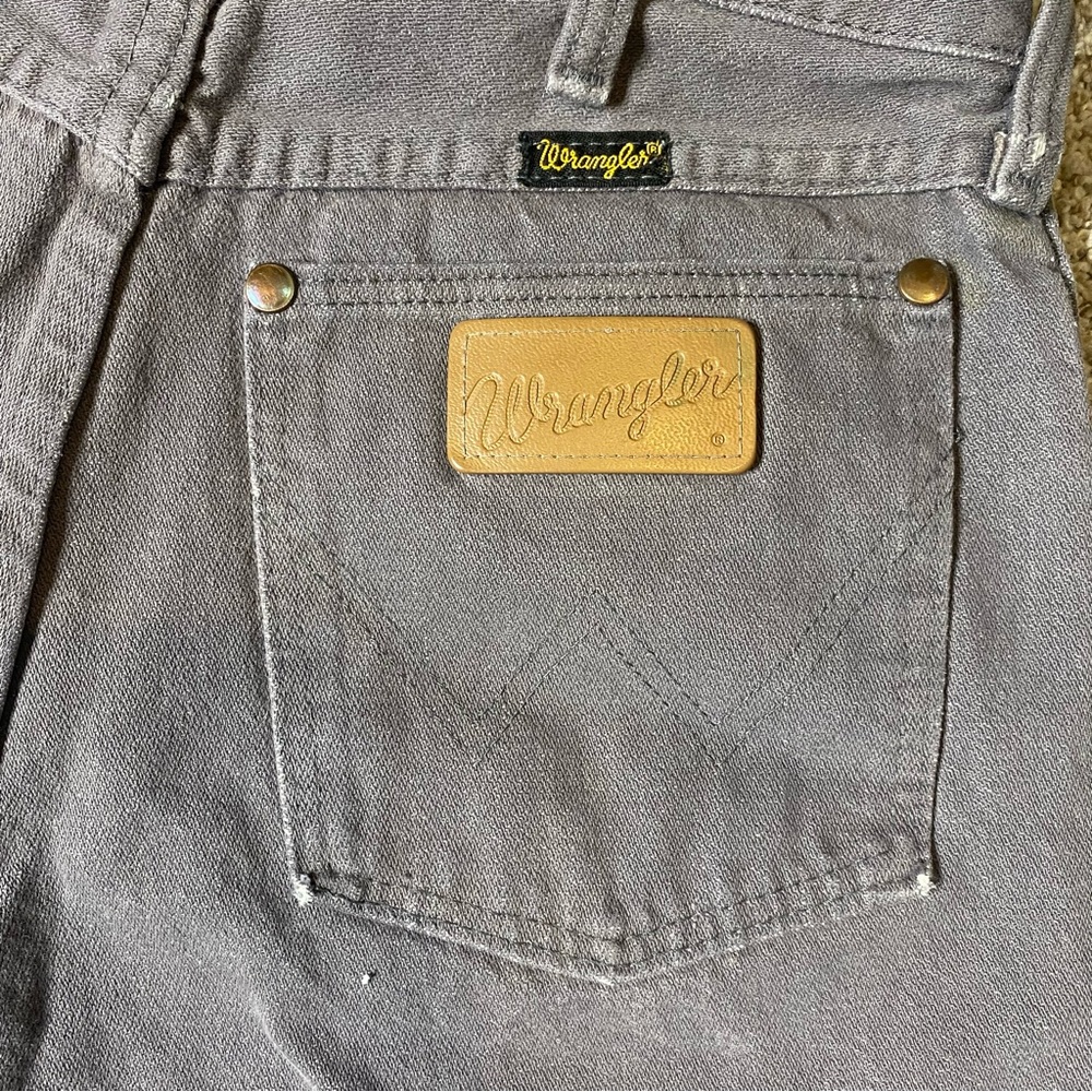 Vintage Wrangler Cut-Off Long Jean Shorts - Picture 3 of 11